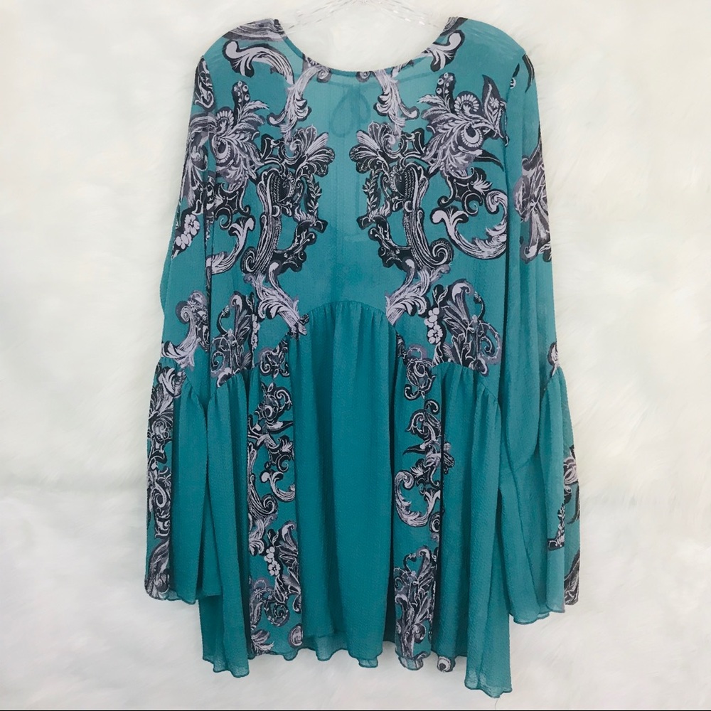 INTIMATELY FREE PEOPLE Sheer Top w/ bell sleeves